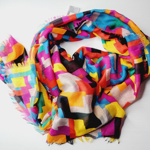 ⚡️Multicolor Bold Geometric Fringe Hem Scarf 100% Polyester